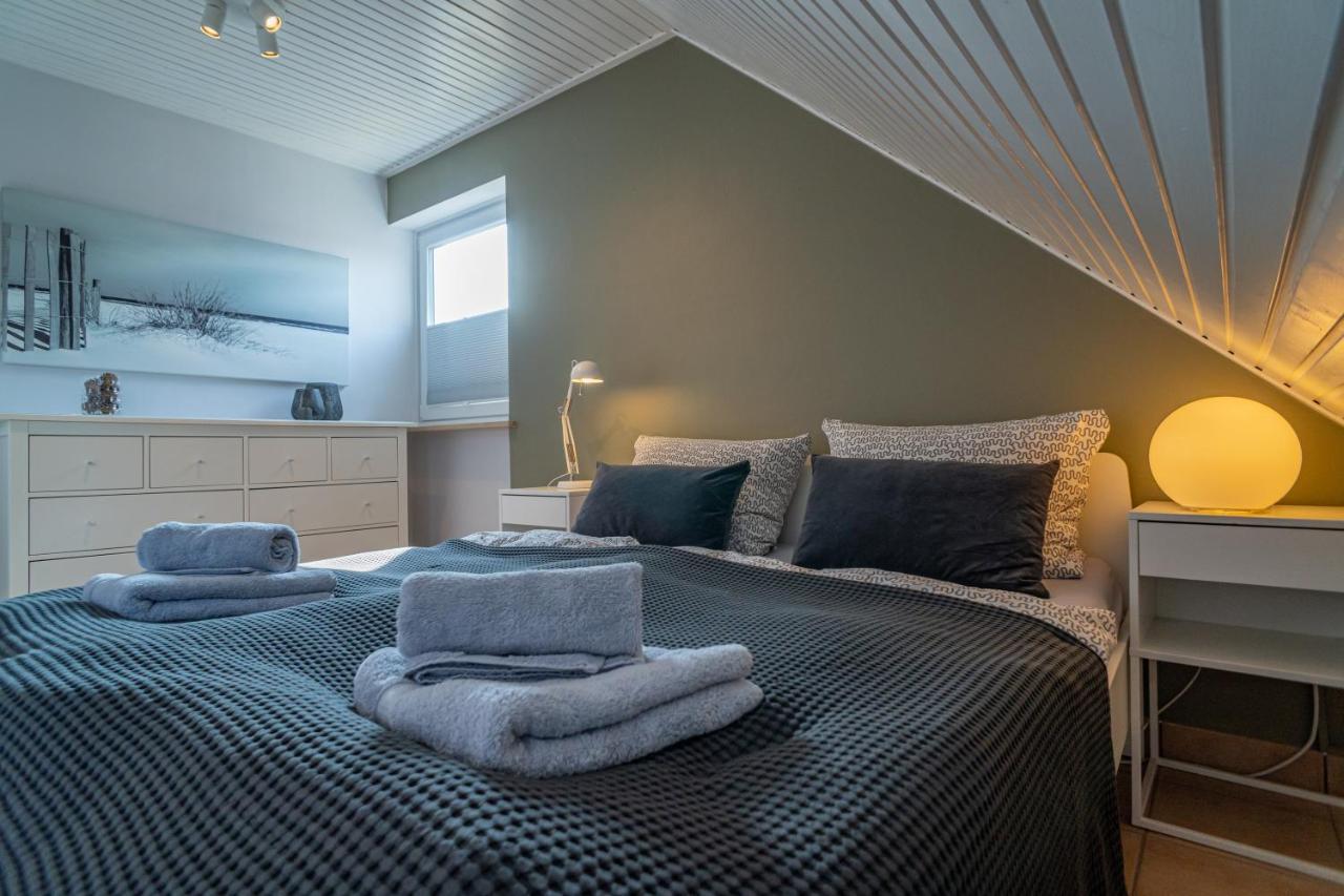 Große Wohnung in perfekter Lage mit Balkon! Westerland Exterior foto